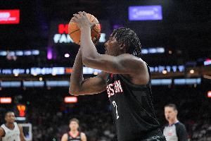 跌出轮换？芬尼-史密斯今天被乌度卡DNP 过去两场比赛都没得分