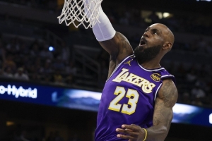 Skip：詹姆斯仍在依靠身体 这赛季完全靠转换进攻和突破碾压打球