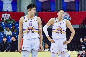 太墨迹了！北控与宁波全场47次犯规 共获得60次罚球