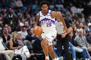 开会没听讲？森萨博21中11拿26分 菲利波夫斯基14中10砍26分9板