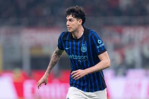 罗马诺：巴萨与巴斯托尼确实已经在接触，但尚未联系国米