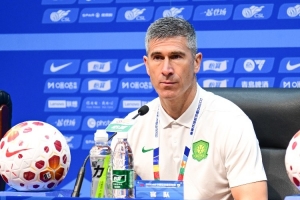 足球报：国安放弃争冠想法，内部认为必须给蒙哥马利足够的时间