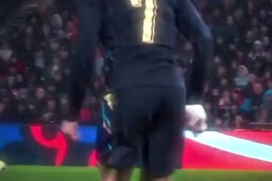 优雅无需多言！福登：任你大雨倾盆而下…我停球丝毫不差！