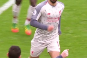 太优雅了！萨拉赫这个蛇形走位，你给多少分？