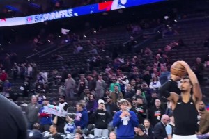 这就是外星人？2米26的文班亚马三分训练竟然24中23！