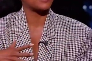 韦德妻子：我老公老是喜欢穿中小码裤子，我都能看到他的