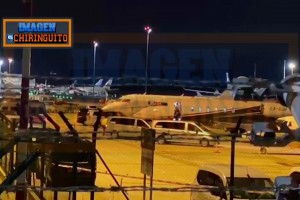 姆巴佩已抵达马德里，绯闻女友爱珀斯托陪同他一同抵达