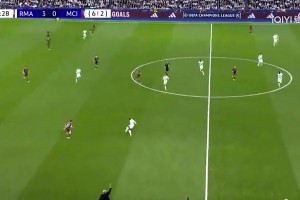 去年曼城对阵皇马70分钟0射正❗️黄健翔感慨：太屈辱了这表现