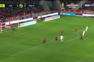 恐怖的肺活量！名场面：梅西伺机而动，抓住机会挑射破门！