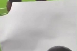 实拍：吕迪格扇了小将皮塔奇一巴掌，这是高兴过头了吧