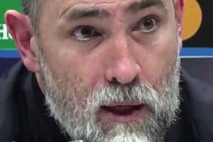 图多尔批裁判：对哈维·西蒙斯的犯规未判，一定程度上改变了比赛