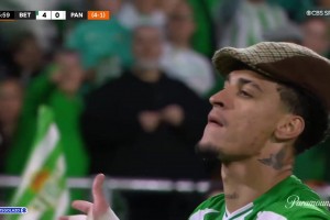 圆神归位！安东尼欧联杯进球锁定胜局！“戴帽”庆祝燃爆全场！