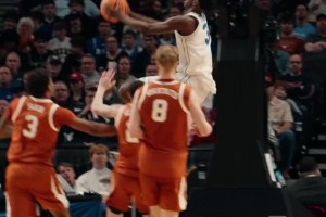 状元大热迪班萨炸裂背扣此等天赋不知会落到哪支球队手上？