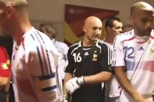 众星闪耀，齐祖技压群雄！06年世界杯巴西vs法国混剪！